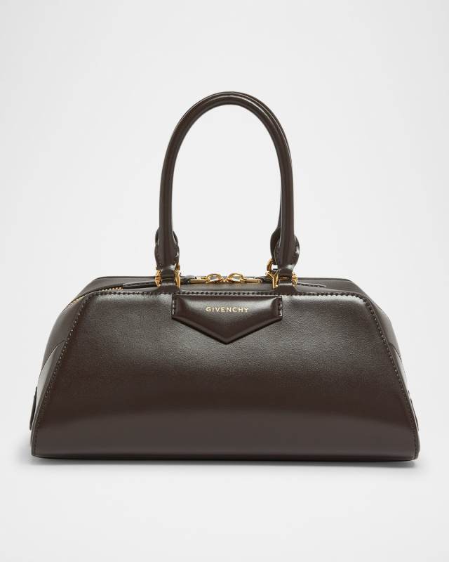Antigona Small Top-Handle Bag in Leather